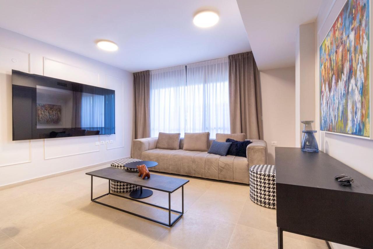 The Haneviim Suites - Isrentals Jerusalem Eksteriør billede
